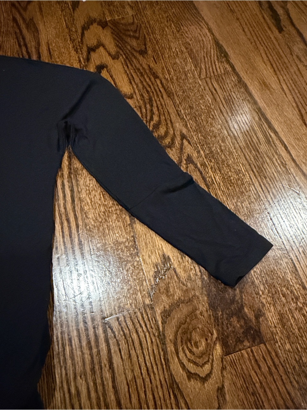 Garage Black Off-Shoulder Mini Dress - Picture 4 of 8